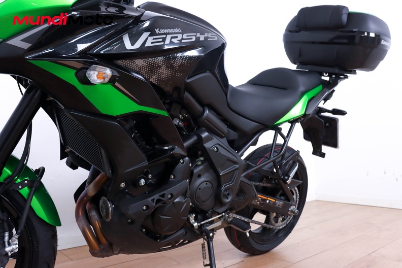 Motorbike image 8