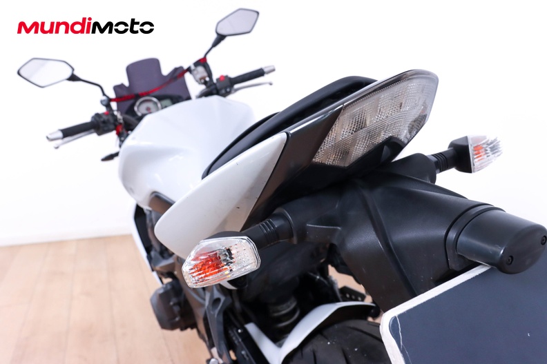 Motorbike image 9