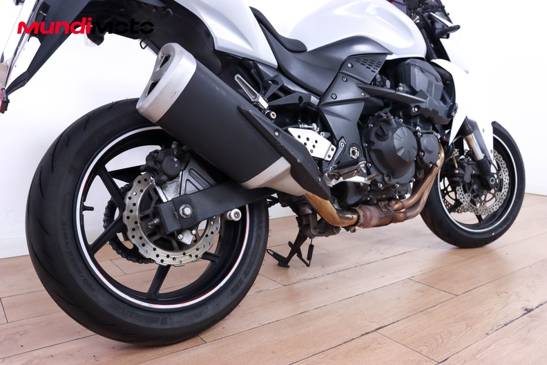 Motorbike image 3