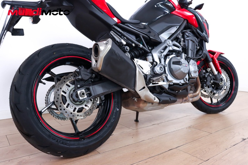Motorbike image 3