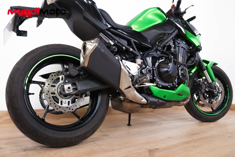 Motorbike image 3