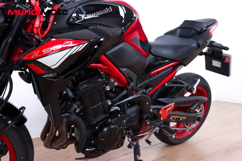 Motorbike image 8
