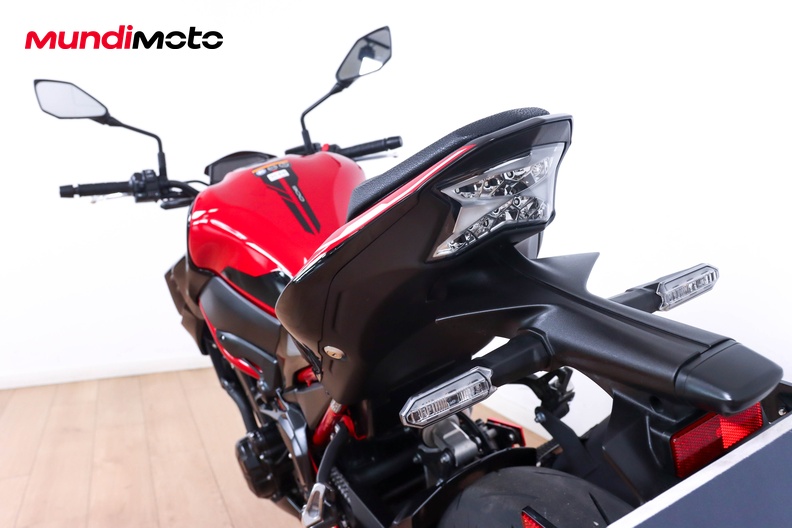 Motorbike image 9