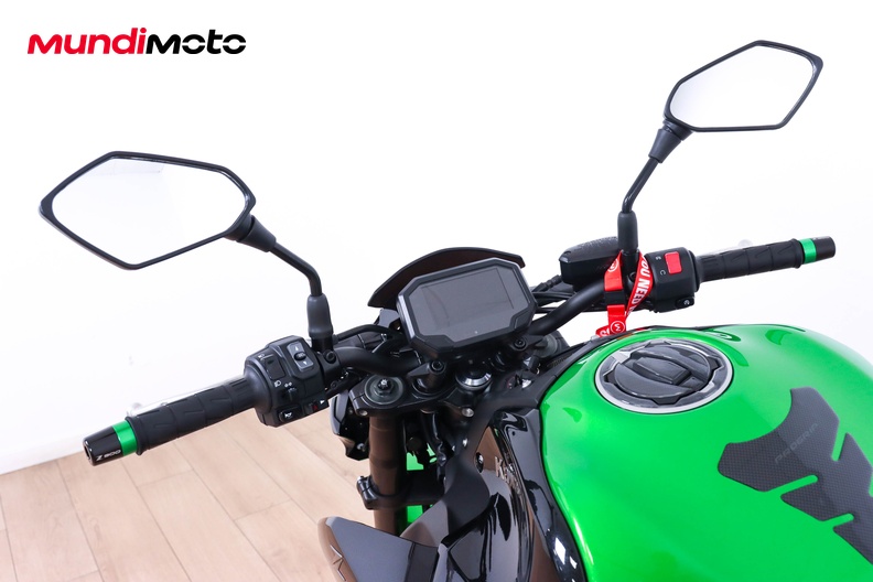 Motorbike image 10