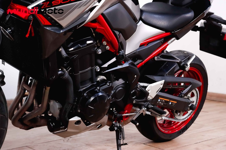 Motorbike image 8