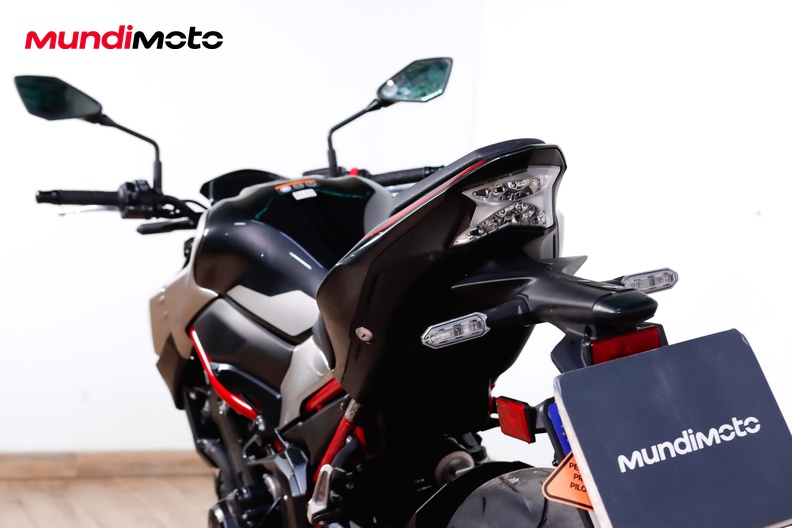 Motorbike image 9