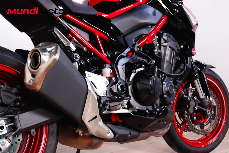 Motorbike image 3