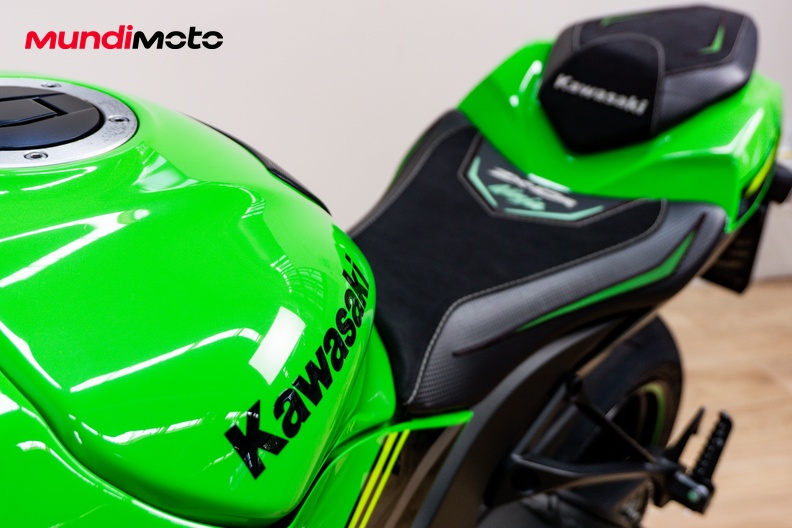 Motorbike image 14