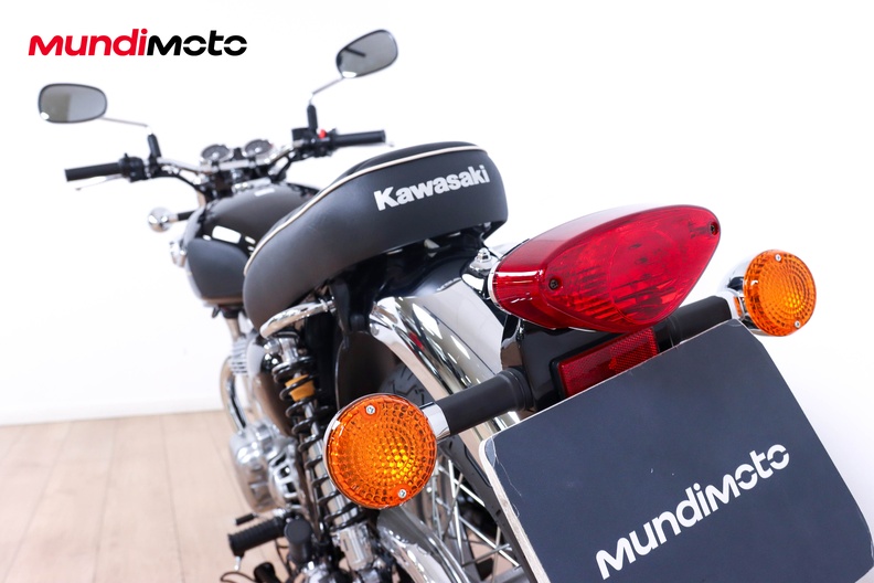 Motorbike image 9