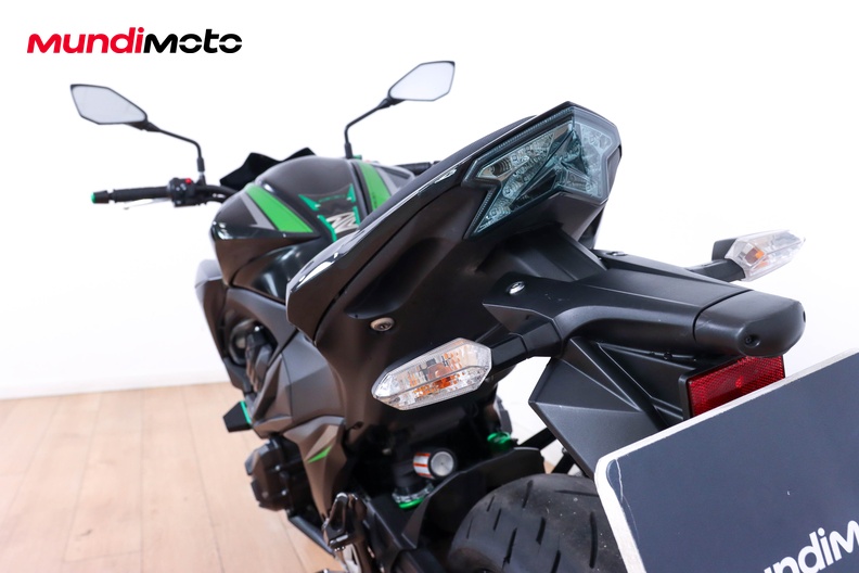 Motorbike image 9
