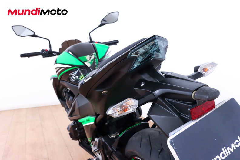 Motorbike image 9