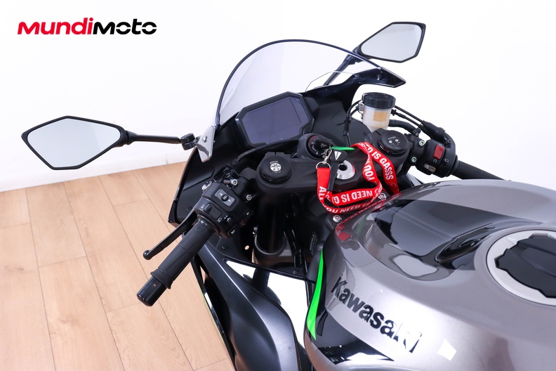 Motorbike image 10