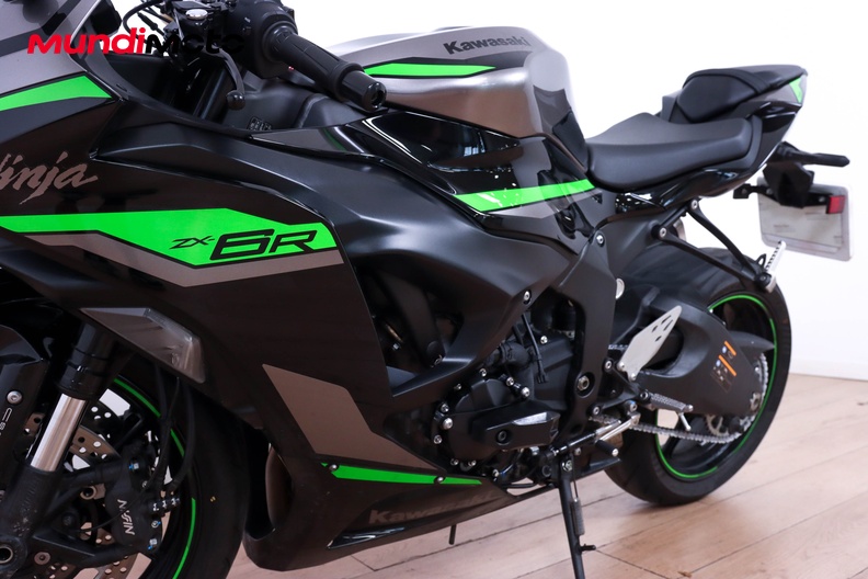 Motorbike image 8