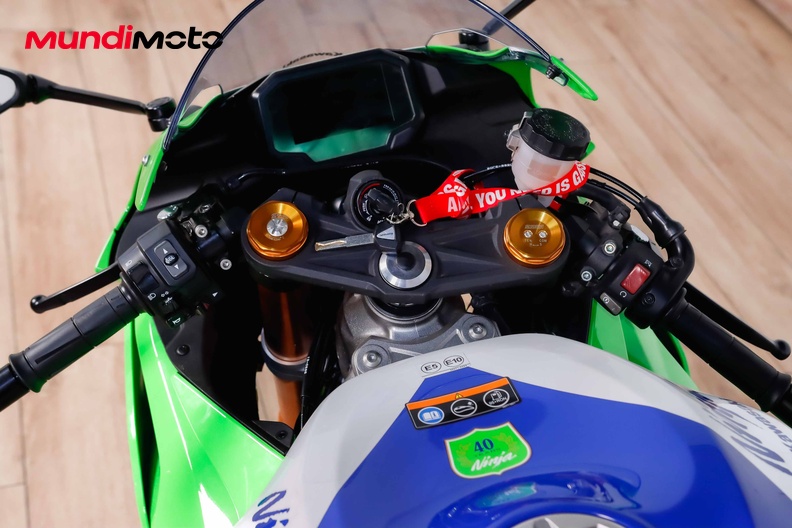 Motorbike image 10