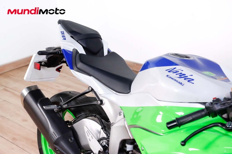 Motorbike image 13