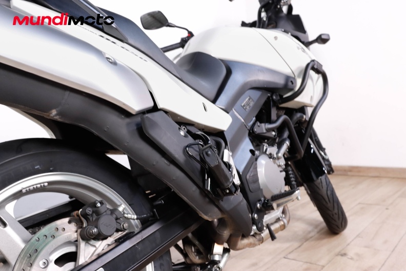 Motorbike image 3