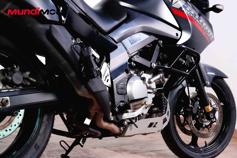 Motorbike image 3