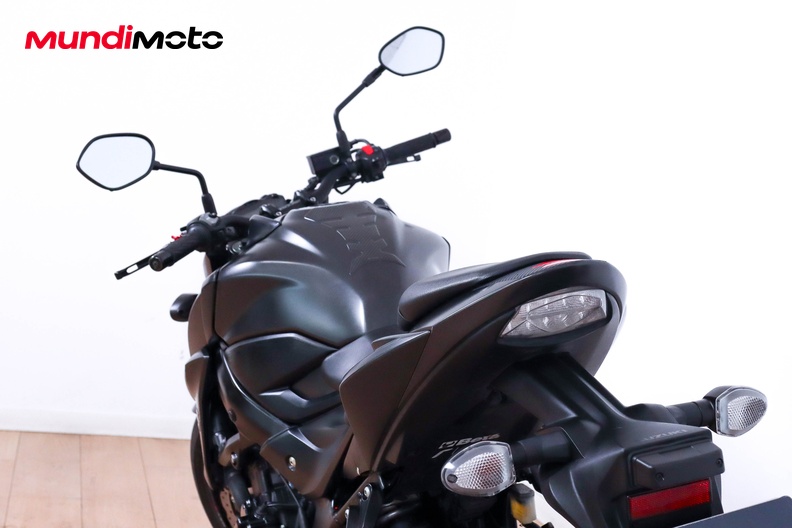 Motorbike image 9