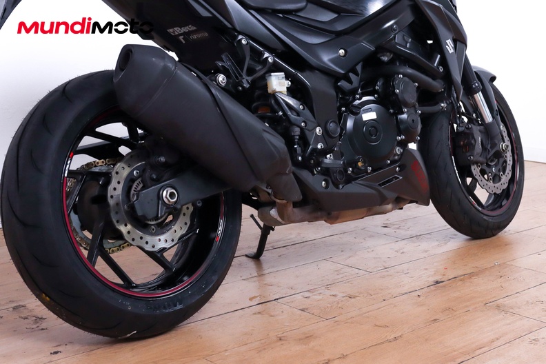 Motorbike image 3