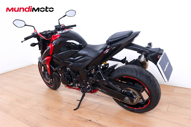 Motorbike image 6