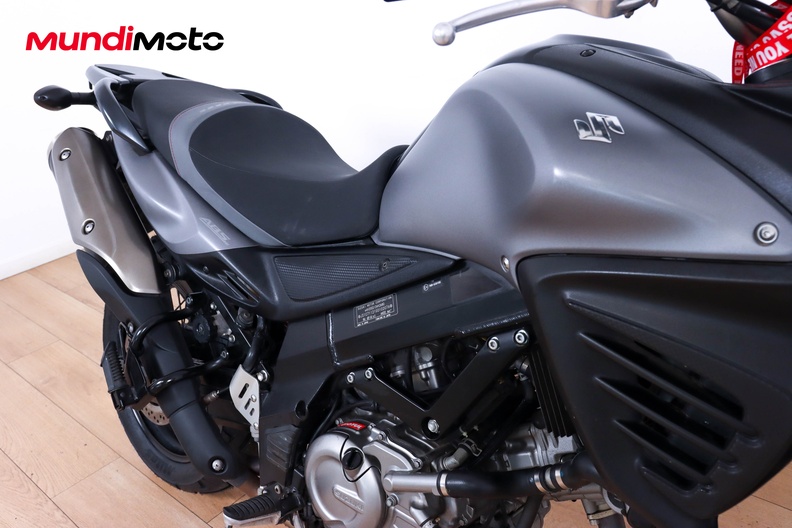 Motorbike image 13