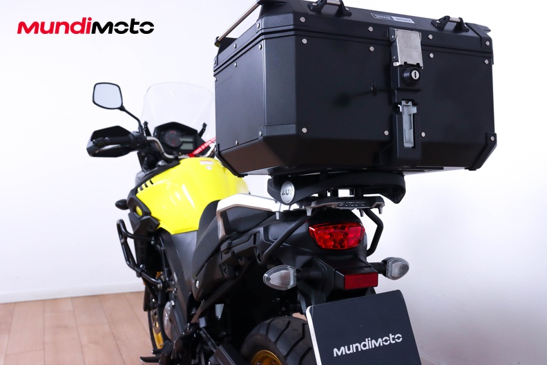 Motorbike image 9