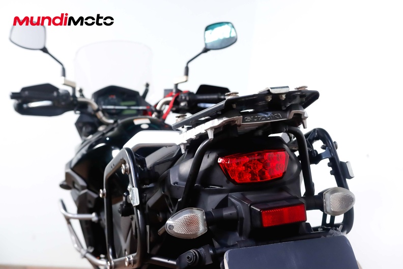 Motorbike image 9