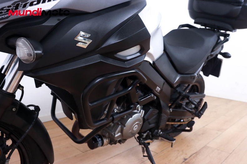 Motorbike image 8