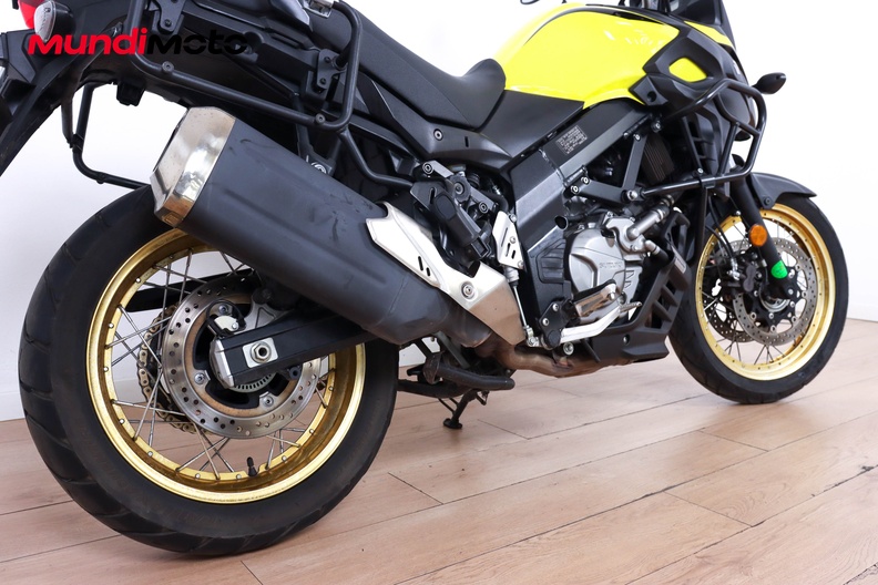 Motorbike image 3