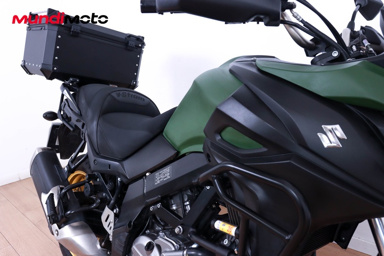 Motorbike image 13