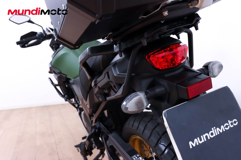 Motorbike image 9