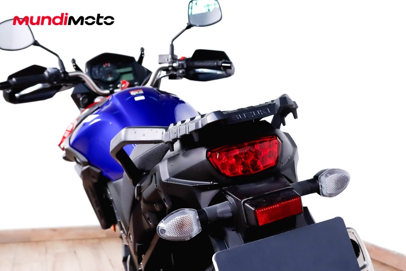 Motorbike image 9