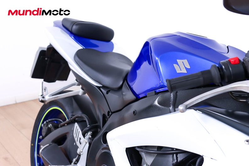 Motorbike image 12
