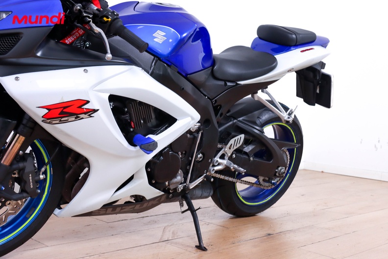 Motorbike image 8