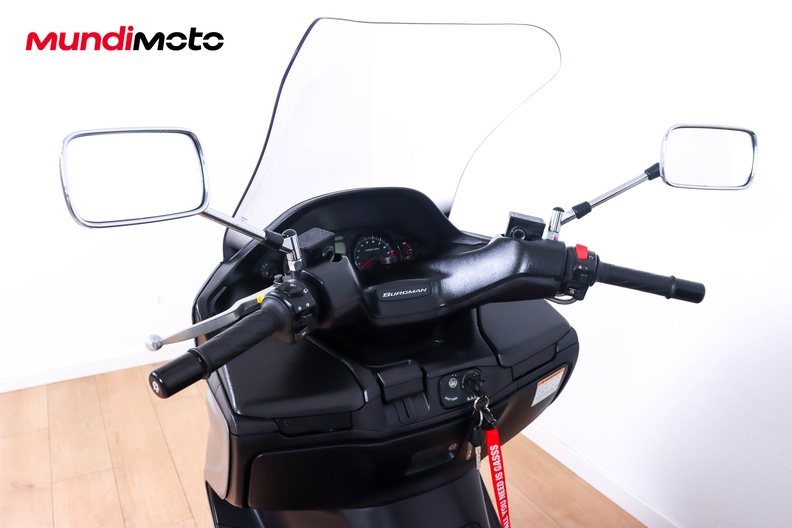 Motorbike image 10