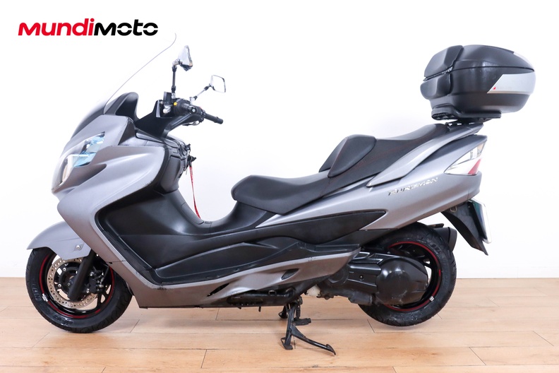 Motorbike image 5