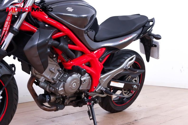 Motorbike image 8