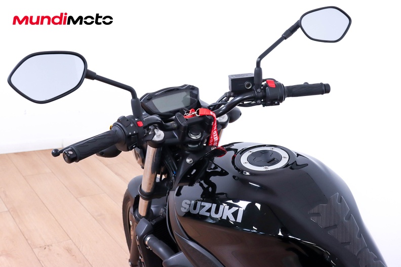 Motorbike image 10