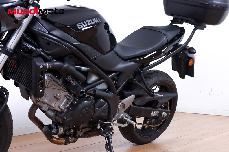 Motorbike image 8