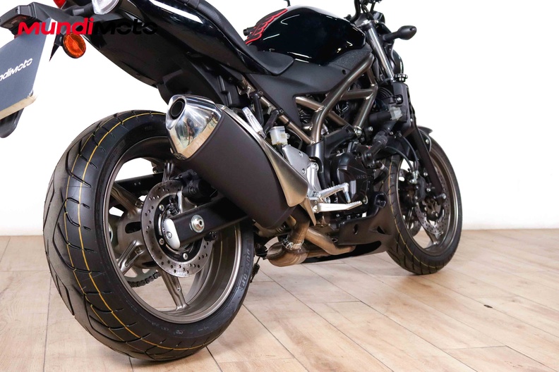 Motorbike image 3