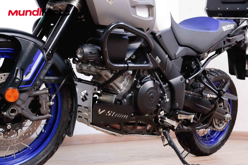 Motorbike image 8
