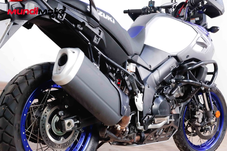 Motorbike image 3