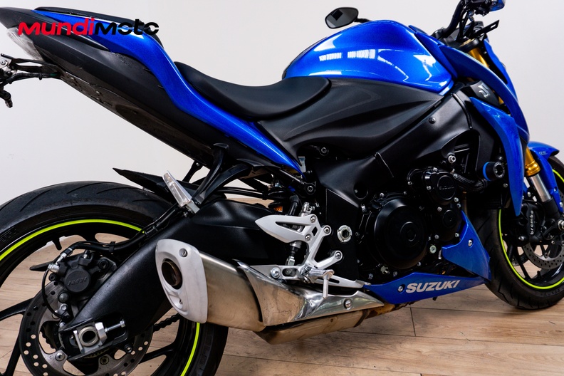 Motorbike image 3