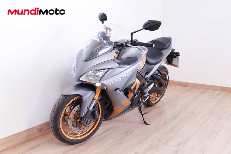 Motorbike image 7