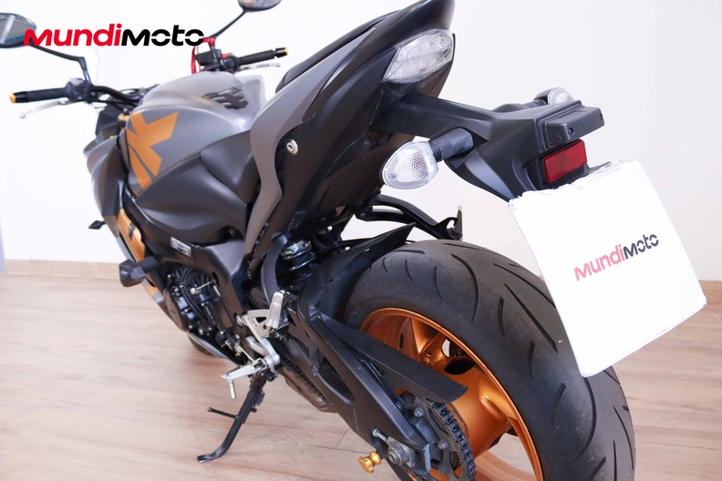 Motorbike image 8