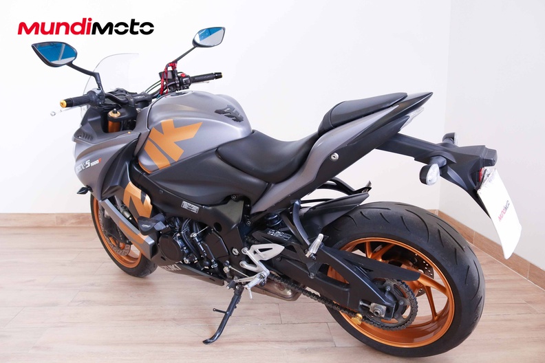 Motorbike image 6