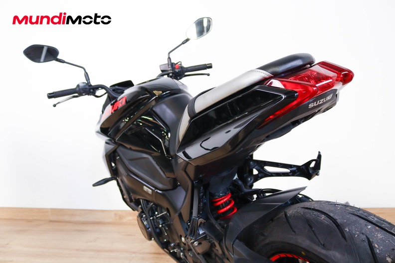 Motorbike image 9