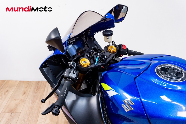 Motorbike image 10