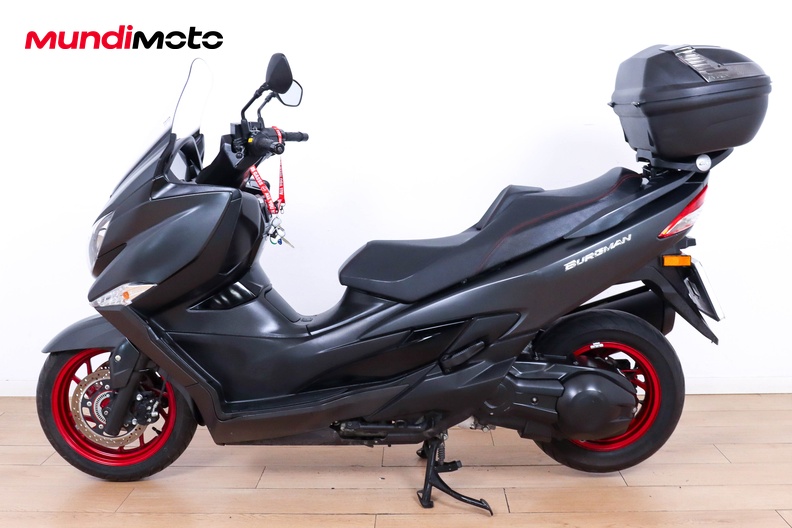 Motorbike image 5