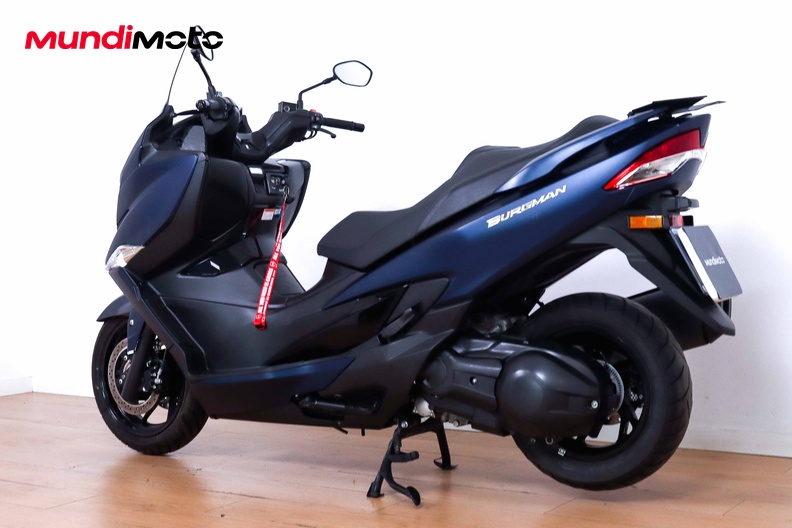 Motorbike image 6